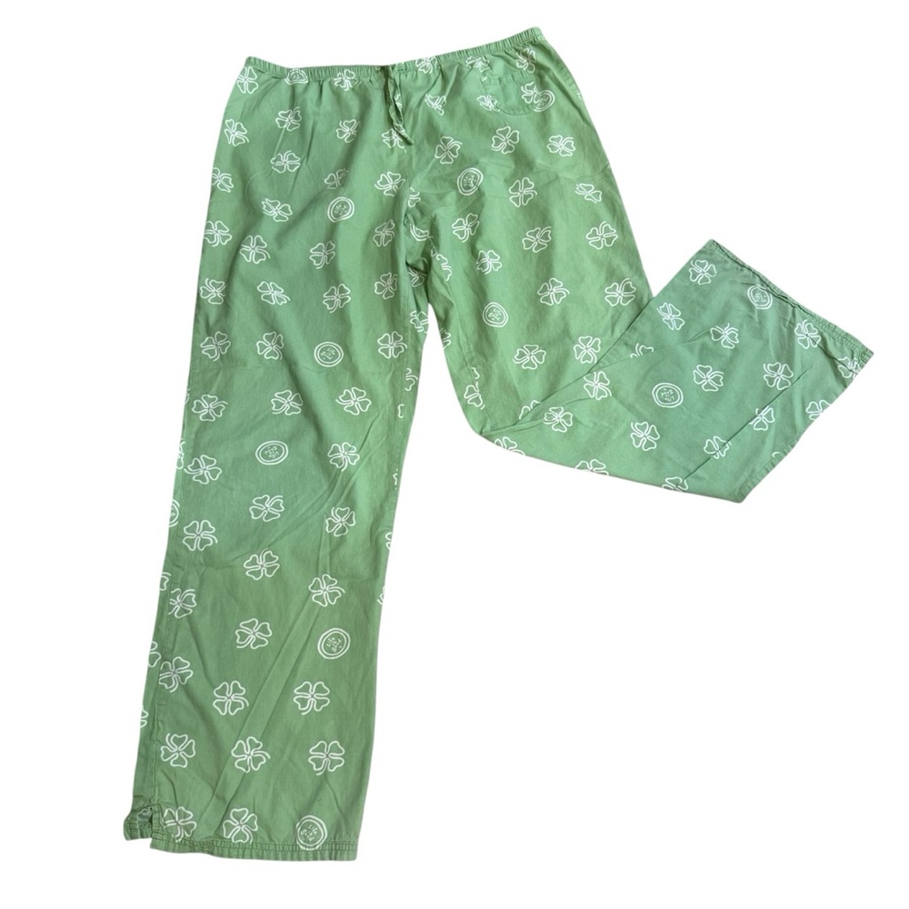 Life is Good light green four leaf clover pajama bottoms with draw string, XL.